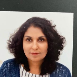 Meet your Posher, Saadia